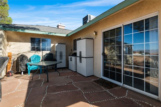 7695 E Chaparral Drive, Kingman, AZ 86401