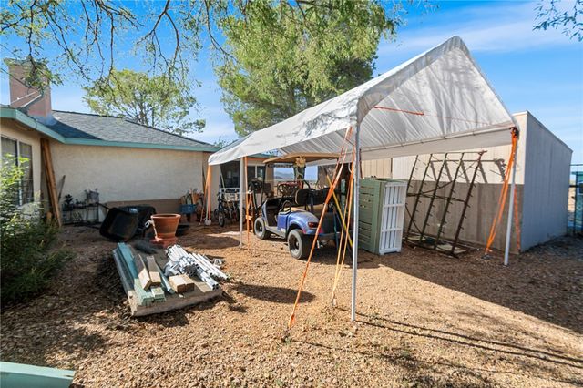 7695 E Chaparral Drive, Kingman, AZ 86401