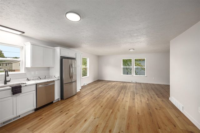 805 N Walnut Street, Greenville, MI 48838