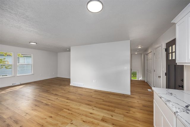 805 N Walnut Street, Greenville, MI 48838