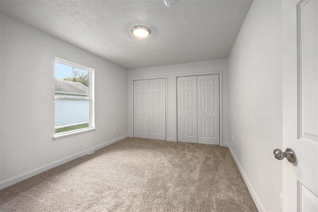 805 N Walnut Street, Greenville, MI 48838