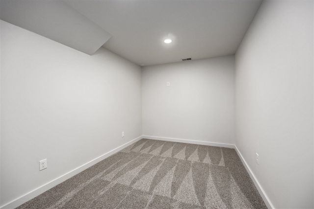 805 N Walnut Street, Greenville, MI 48838