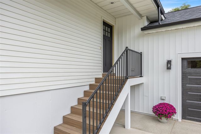 805 N Walnut Street, Greenville, MI 48838