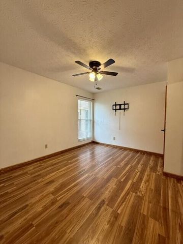1831 Rock Creek Drive, Grove City, OH 43123