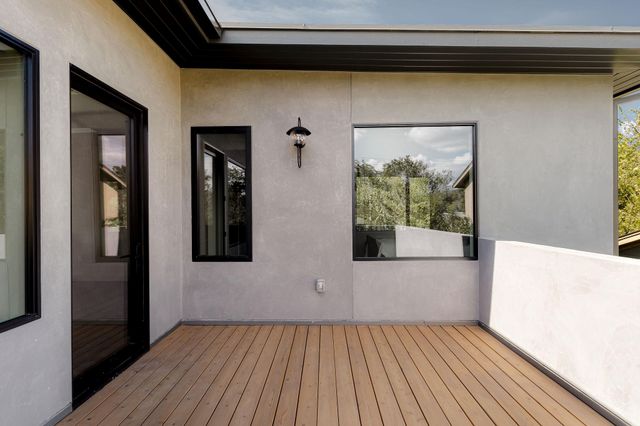 4414 Banister LN 1, Austin, TX 78745