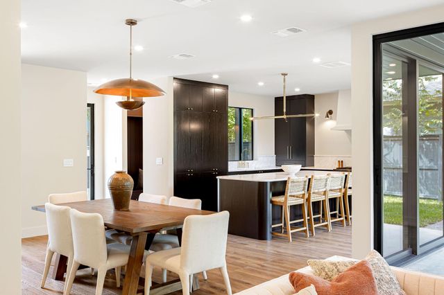 4414 Banister LN 1, Austin, TX 78745