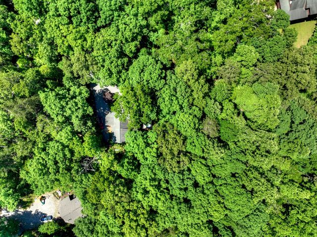979 Cherokee Lane, Mccaysville, GA 30555