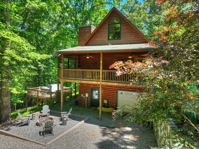 979 Cherokee Lane, Mccaysville, GA 30555