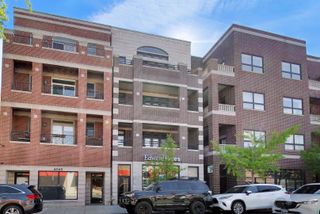 4043 N Damen Avenue 4, Chicago, IL 60618