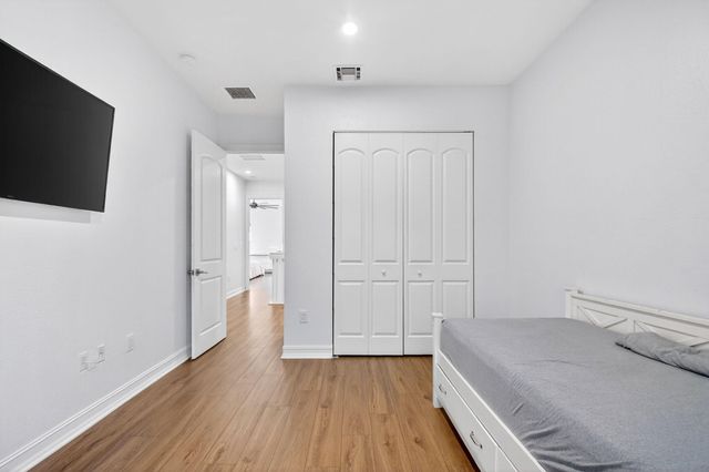 5856 Erik Way, Greenacres, FL 33463