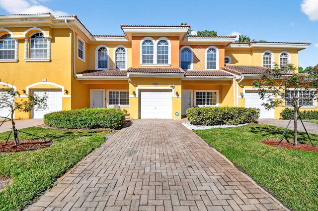 5856 Erik Way, Greenacres, FL 33463