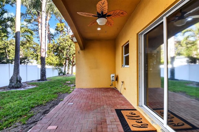 5856 Erik Way, Greenacres, FL 33463