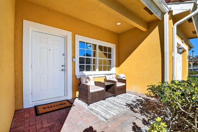 5856 Erik Way, Greenacres, FL 33463