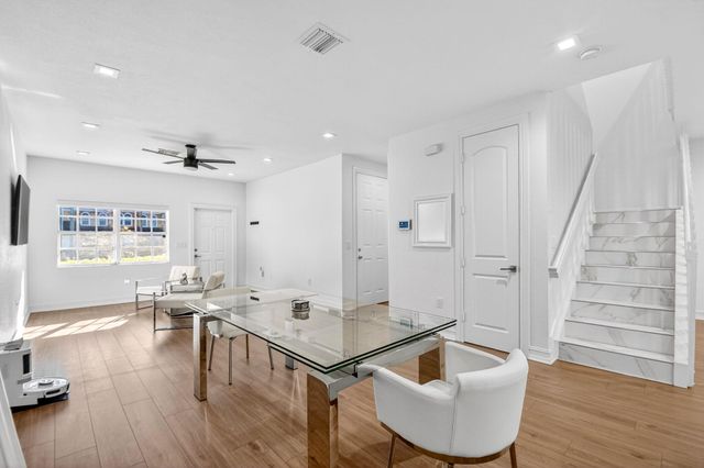 5856 Erik Way, Greenacres, FL 33463