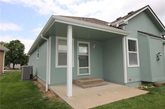 17009 E 46th Street Court S, Independence, MO 64055