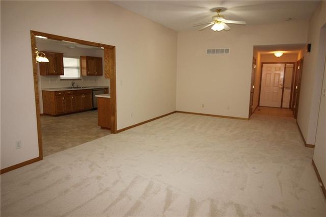 17009 E 46th Street Court S, Independence, MO 64055