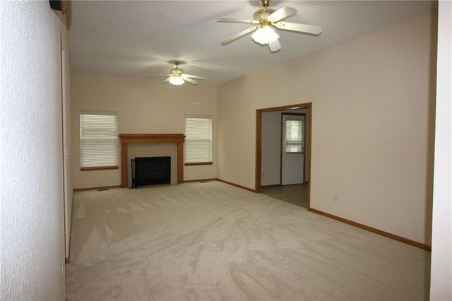 17009 E 46th Street Court S, Independence, MO 64055