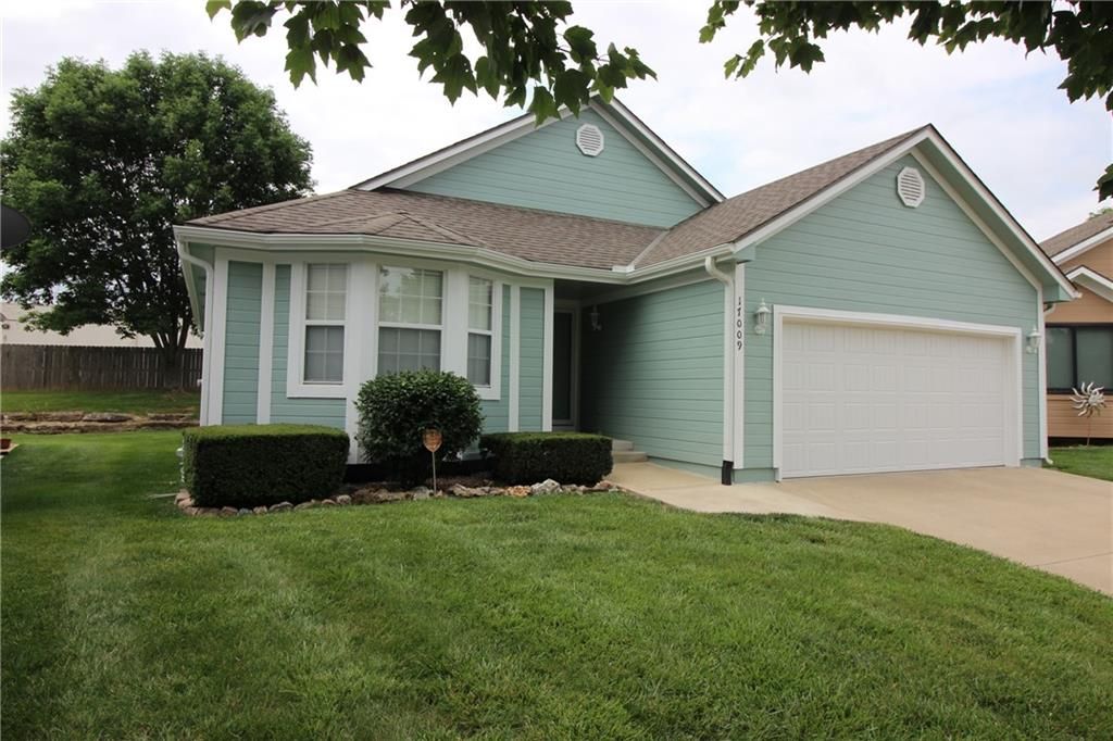 17009 E 46th Street Court S, Independence, MO 64055