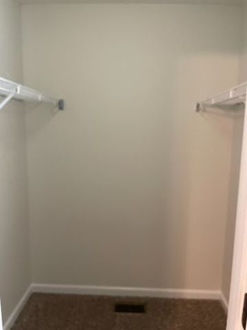 2492 Rafiki Dr, Clarksville, TN 37042