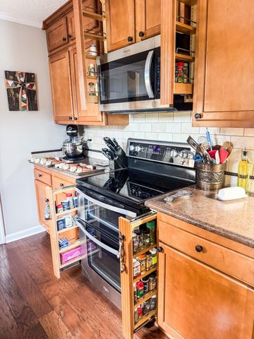 1305 Horseshoe Dr, Lewisburg, TN 37091