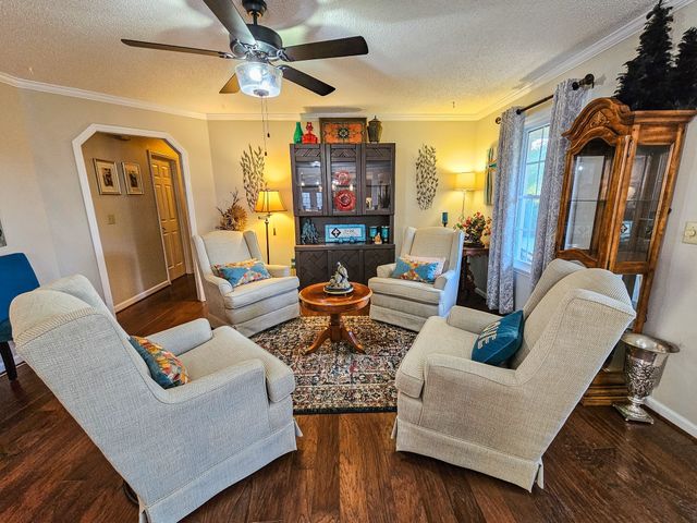 1305 Horseshoe Dr, Lewisburg, TN 37091