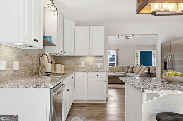 648 Dogwood Drive, Lawrenceville, GA 30046