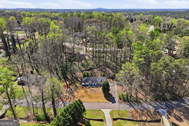 648 Dogwood Drive, Lawrenceville, GA 30046