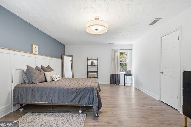 648 Dogwood Drive, Lawrenceville, GA 30046