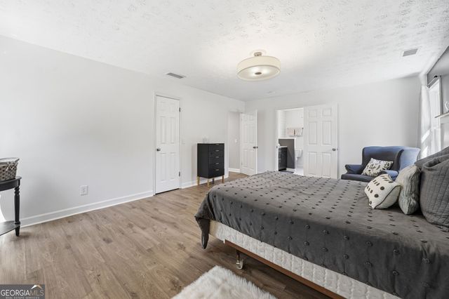 648 Dogwood Drive, Lawrenceville, GA 30046