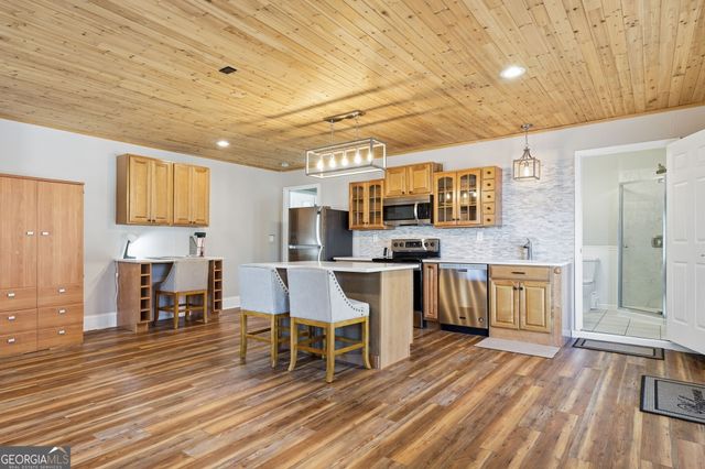 648 Dogwood Drive, Lawrenceville, GA 30046