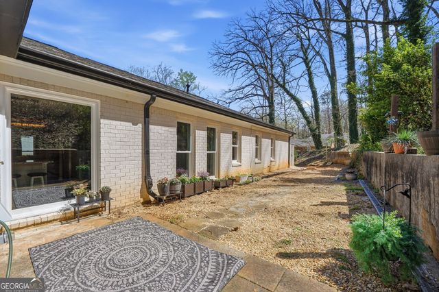 648 Dogwood Drive, Lawrenceville, GA 30046