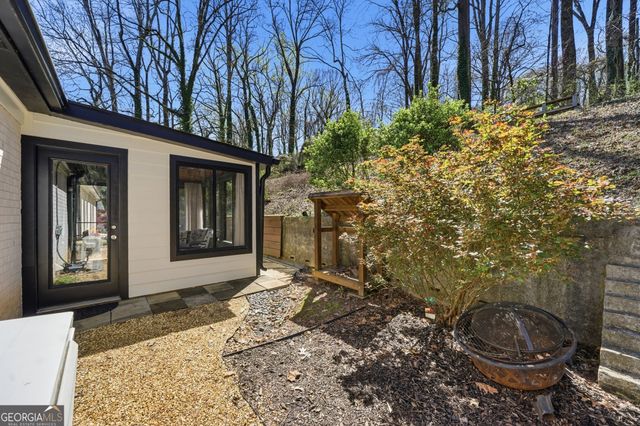 648 Dogwood Drive, Lawrenceville, GA 30046