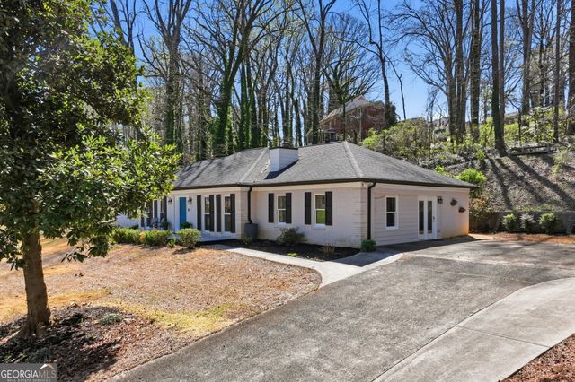 648 Dogwood Drive, Lawrenceville, GA 30046