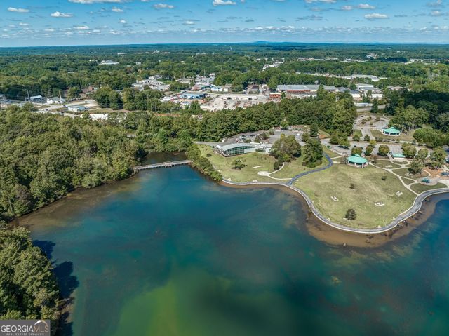 648 Dogwood Drive, Lawrenceville, GA 30046