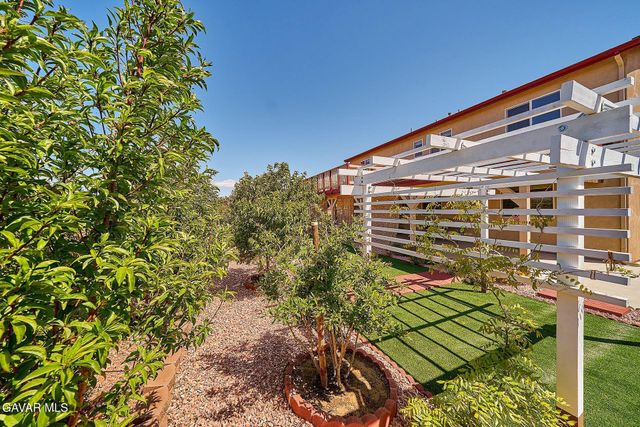 43521 Blossom Drive, Lancaster, CA 93536