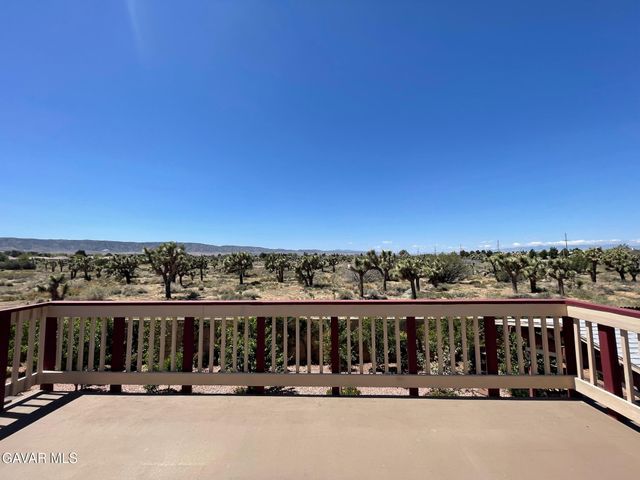 43521 Blossom Drive, Lancaster, CA 93536