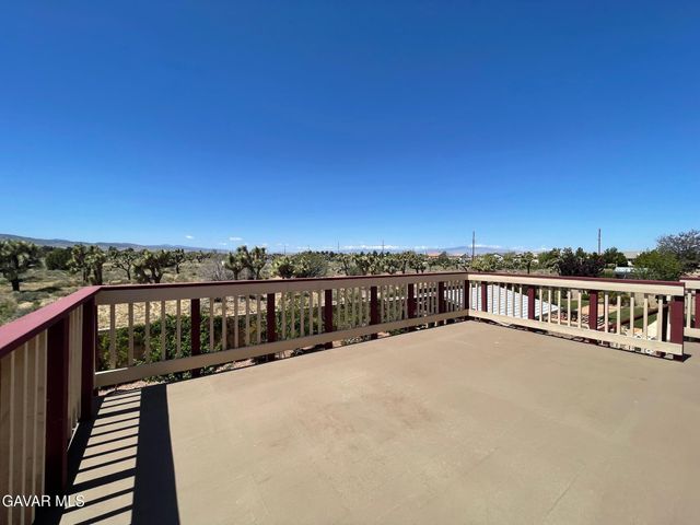 43521 Blossom Drive, Lancaster, CA 93536