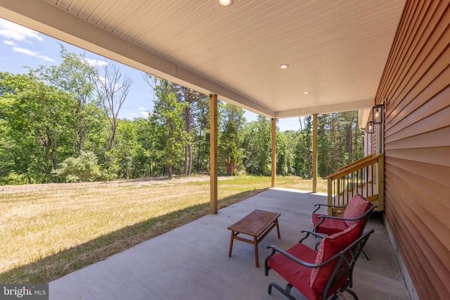 831 AVANTI DR., Bunker Hill, WV 25413
