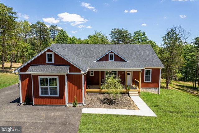 831 AVANTI DR., Bunker Hill, WV 25413