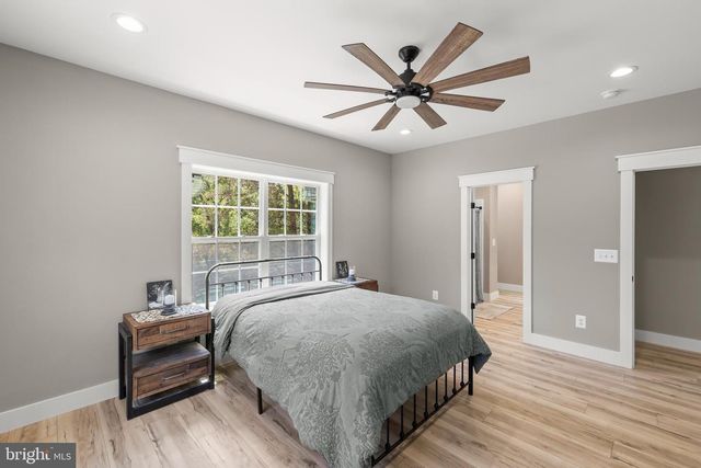 831 AVANTI DR., Bunker Hill, WV 25413
