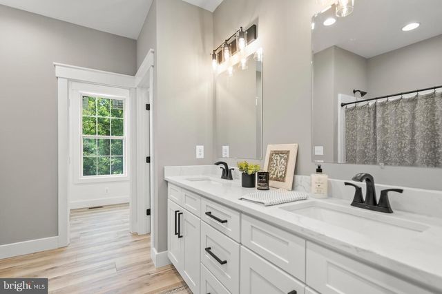 831 AVANTI DR., Bunker Hill, WV 25413