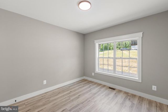 831 AVANTI DR., Bunker Hill, WV 25413
