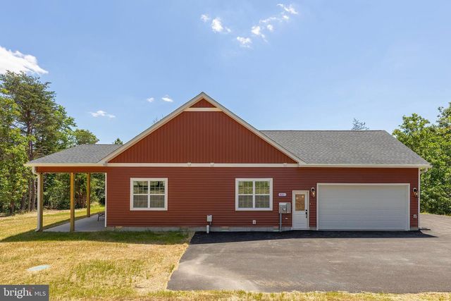 831 AVANTI DR., Bunker Hill, WV 25413