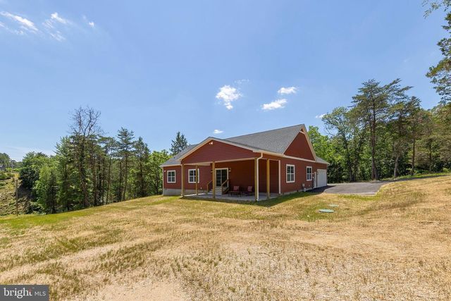 831 AVANTI DR., Bunker Hill, WV 25413