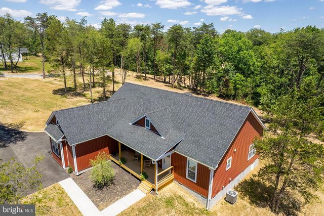 831 AVANTI DR., Bunker Hill, WV 25413