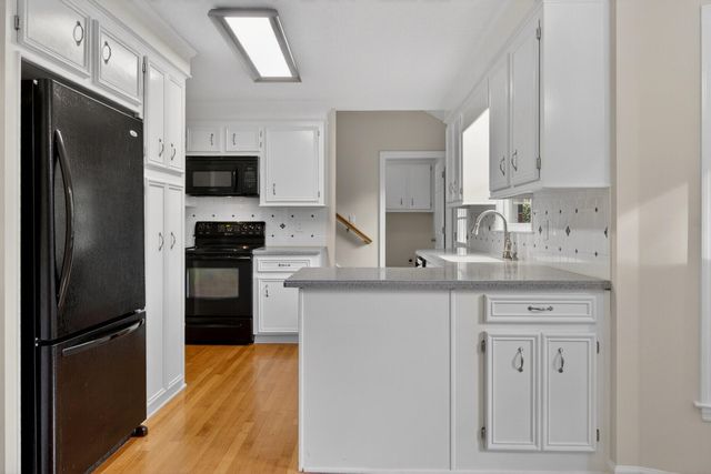 200 Loch Lomond Street, Summerville, SC 29483