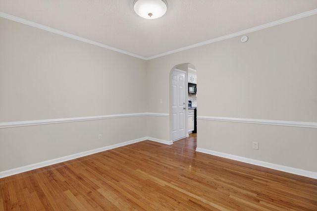 200 Loch Lomond Street, Summerville, SC 29483