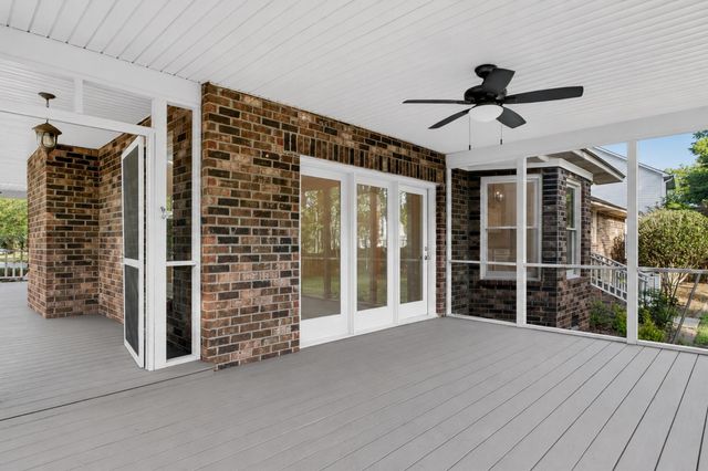200 Loch Lomond Street, Summerville, SC 29483