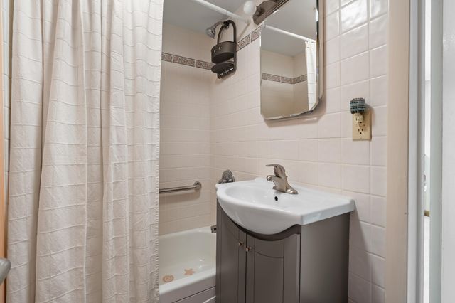 2644 N 26th Street, Kalamazoo, MI 49048