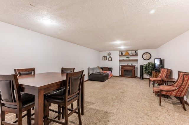 7327 S Cedar Rd, Spokane, WA 99224
